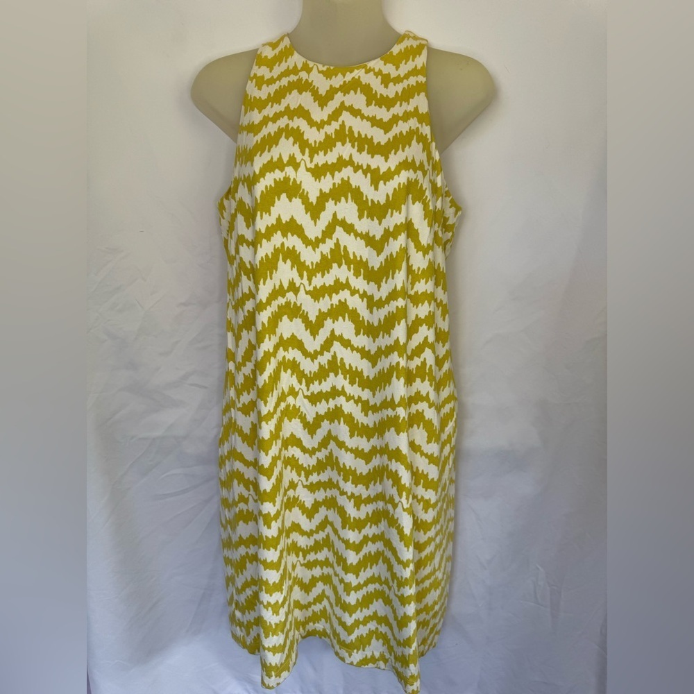 🌞 Ann Taylor Yellow Zigzag Shift Dress – Size S – Bright, Bold, and Breezy 🌞